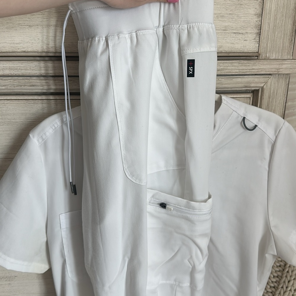 Grey's Anatomy White Medical Scrub Top and Jogger Set - Picture 3 of 3